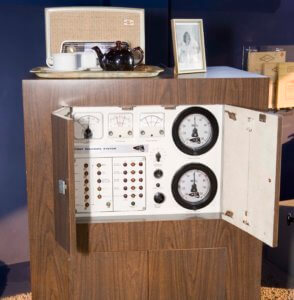 Milton Roy kidney machine used for home dialysis, c.1966. Whole object shot on gallery